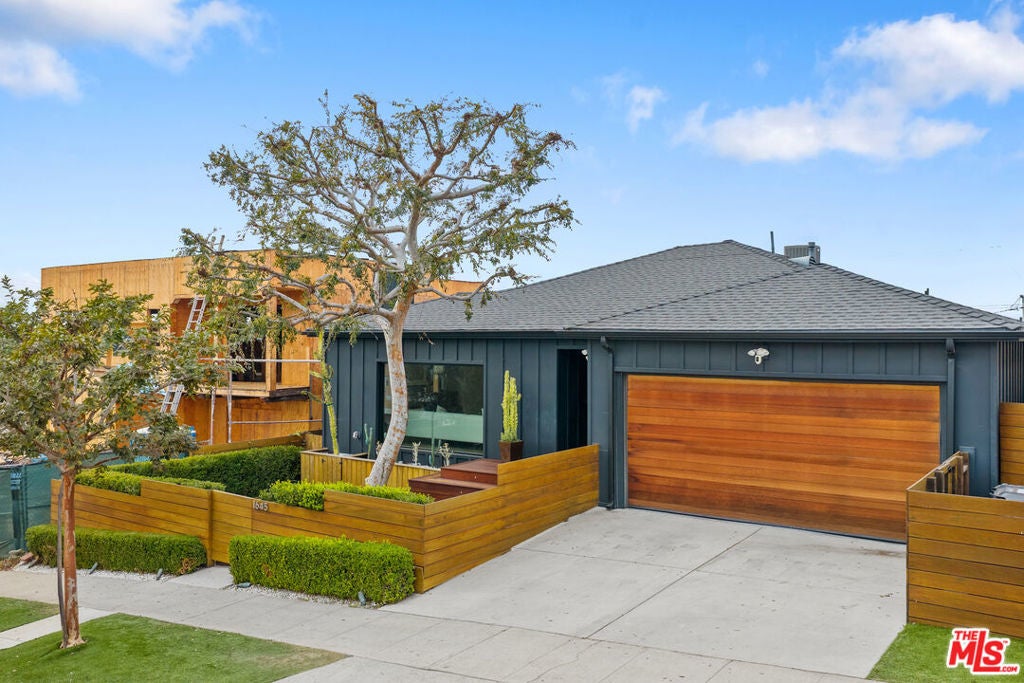 Photo of Listing #25618381