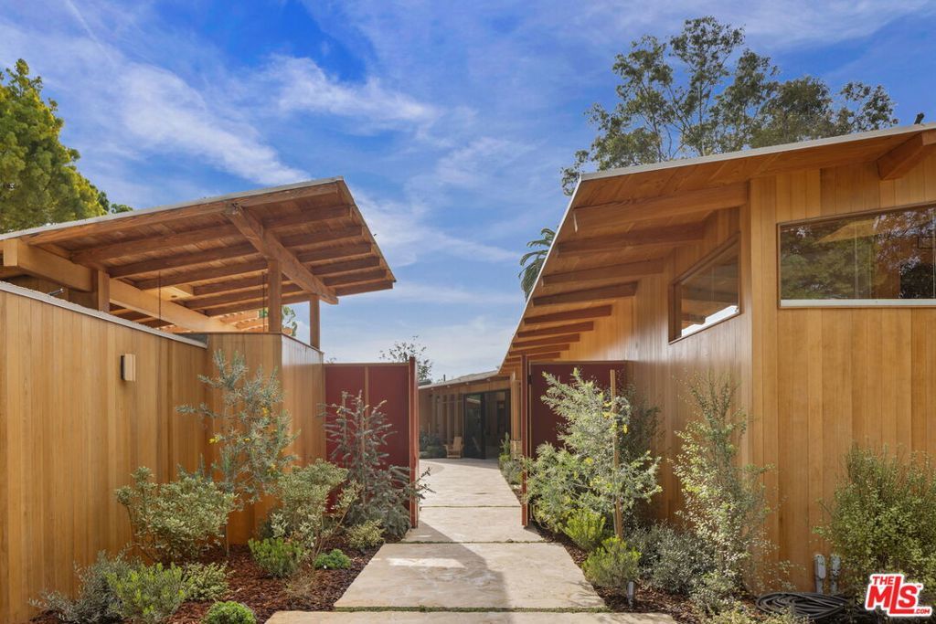 Photo of Listing #25618509