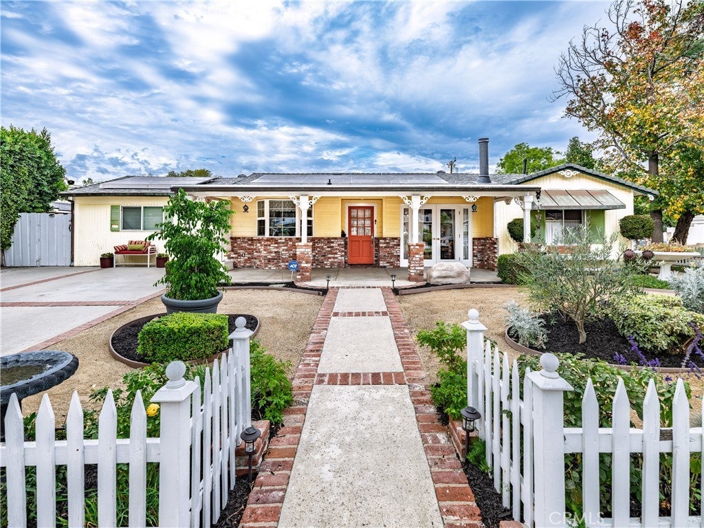 Photo of Listing #SR25260108