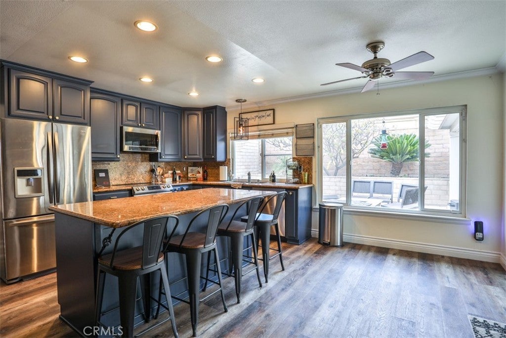 Photo of Listing #CV25260290