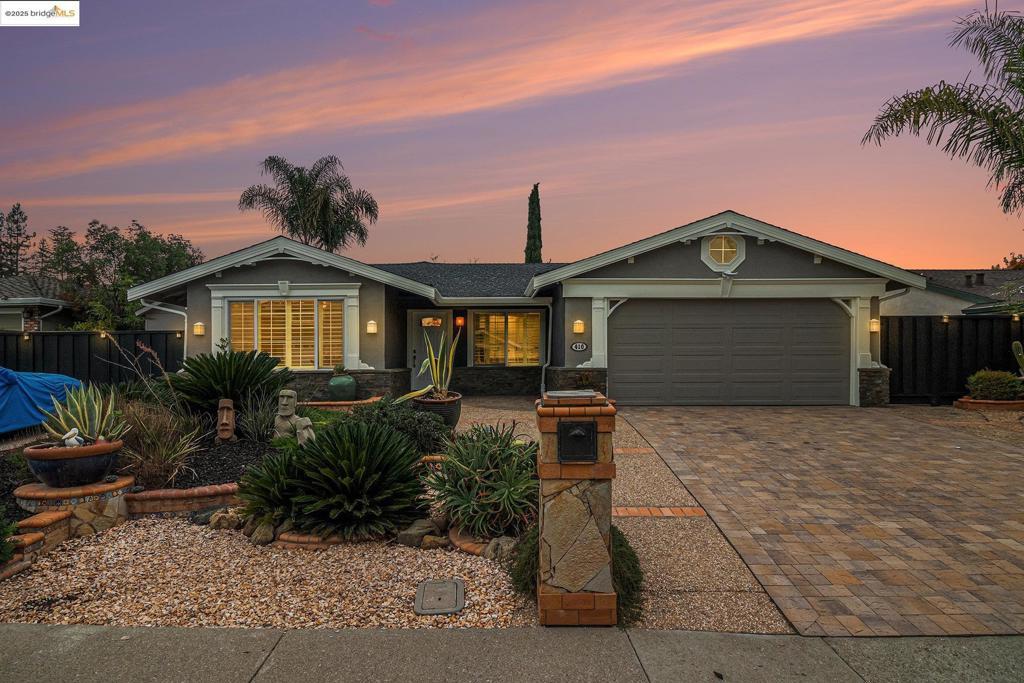 Photo of Listing #41117433