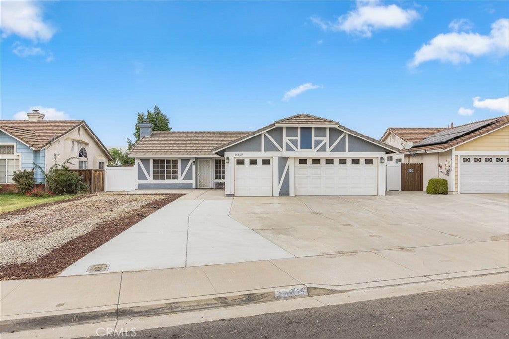 Photo of Listing #IV25260383