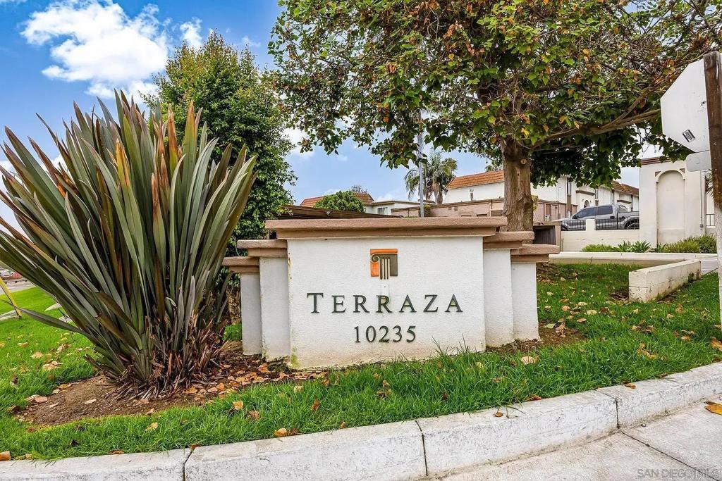 Photo of Listing #PTP2508575