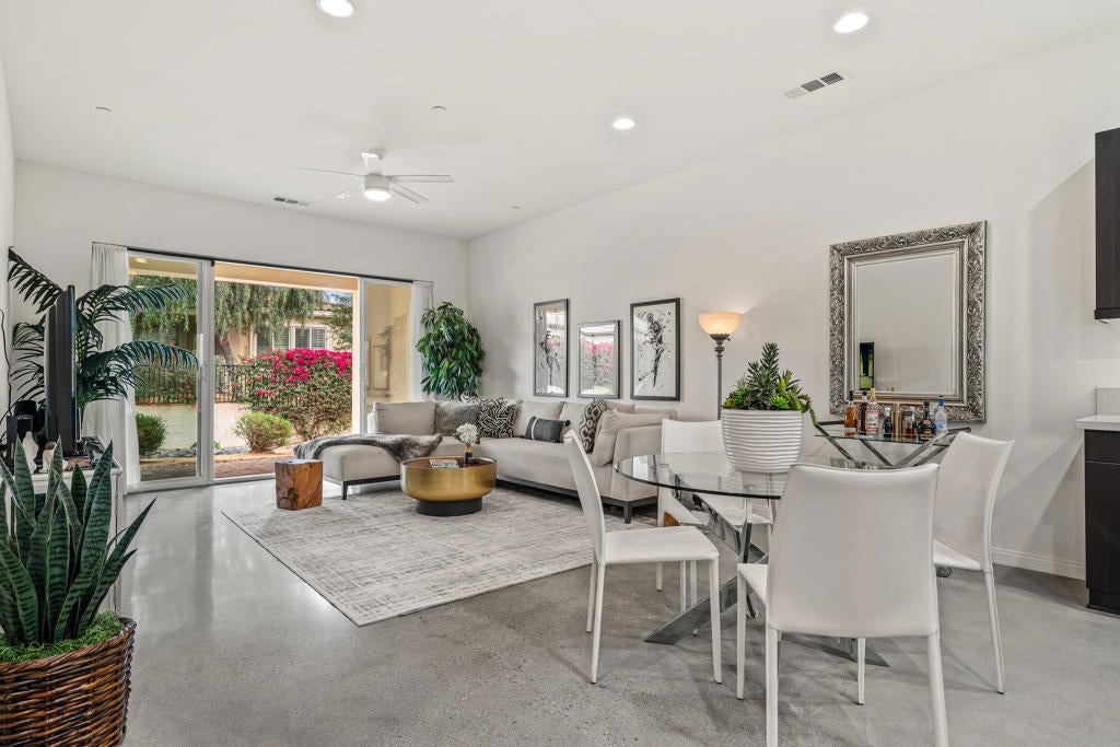 4018 Via Fragante # 2, Palm Desert