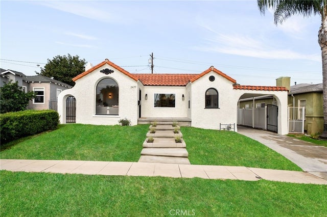 3477 Floresta, Los Angeles
