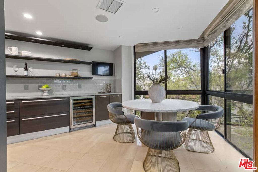 Photo of Listing #25619071