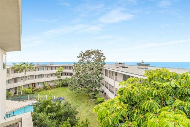 31561 Table Rock # 417, Laguna Beach.