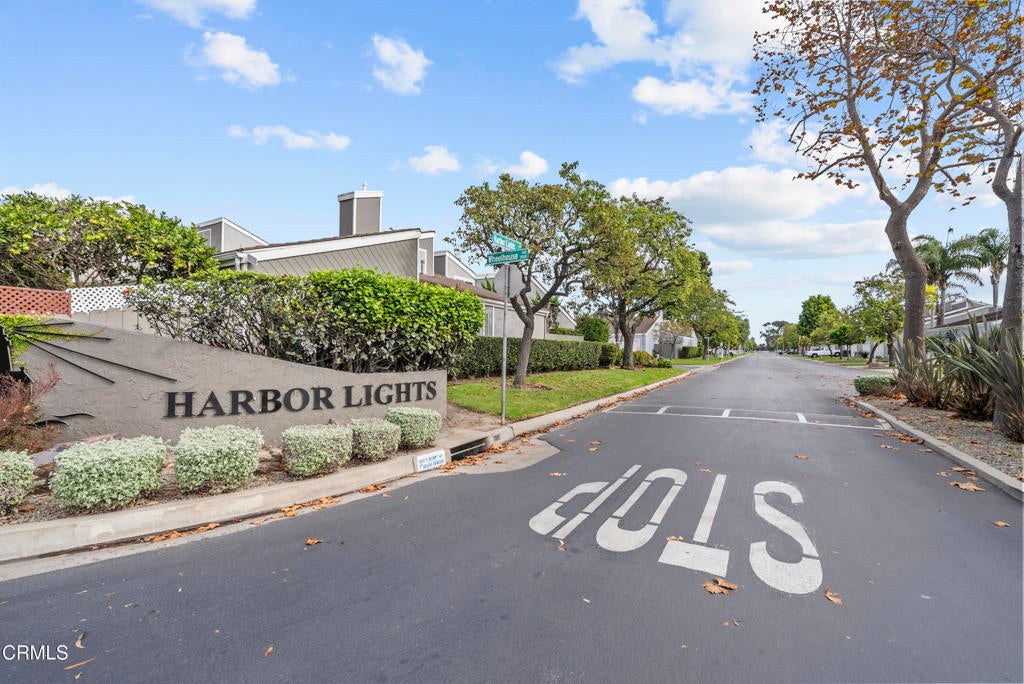 Photo of Listing #V1-33378