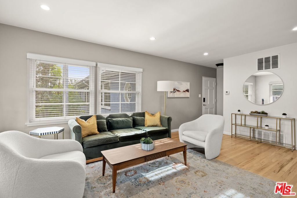 Photo of Listing #25616959