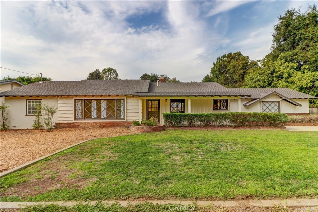 Photo of Listing #PW25259697