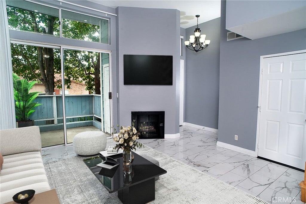 Photo of Listing #SR25260485