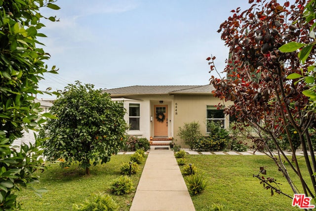 6448 Peach Avenue, Van Nuys