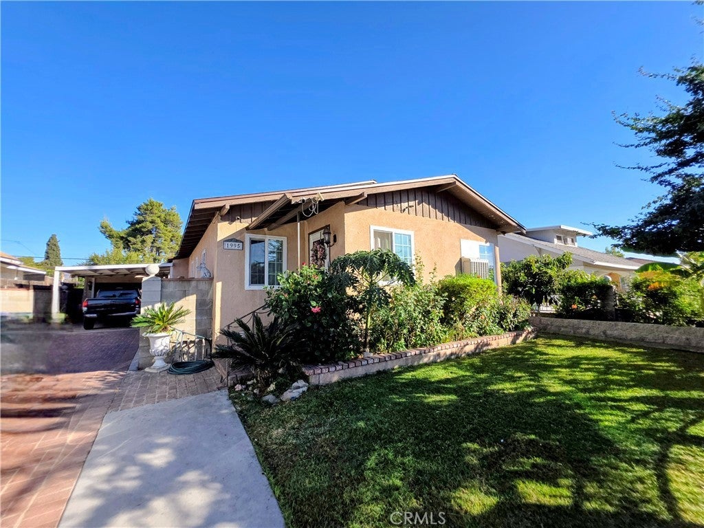 Photo of Listing #IV25260373