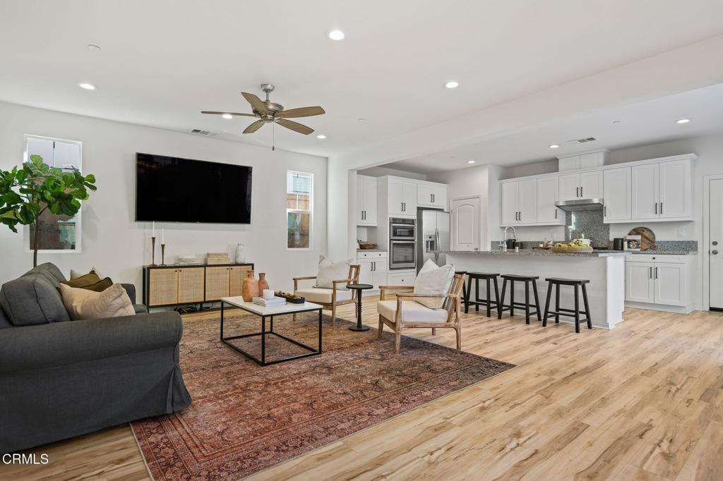 Photo of Listing #V1-33407