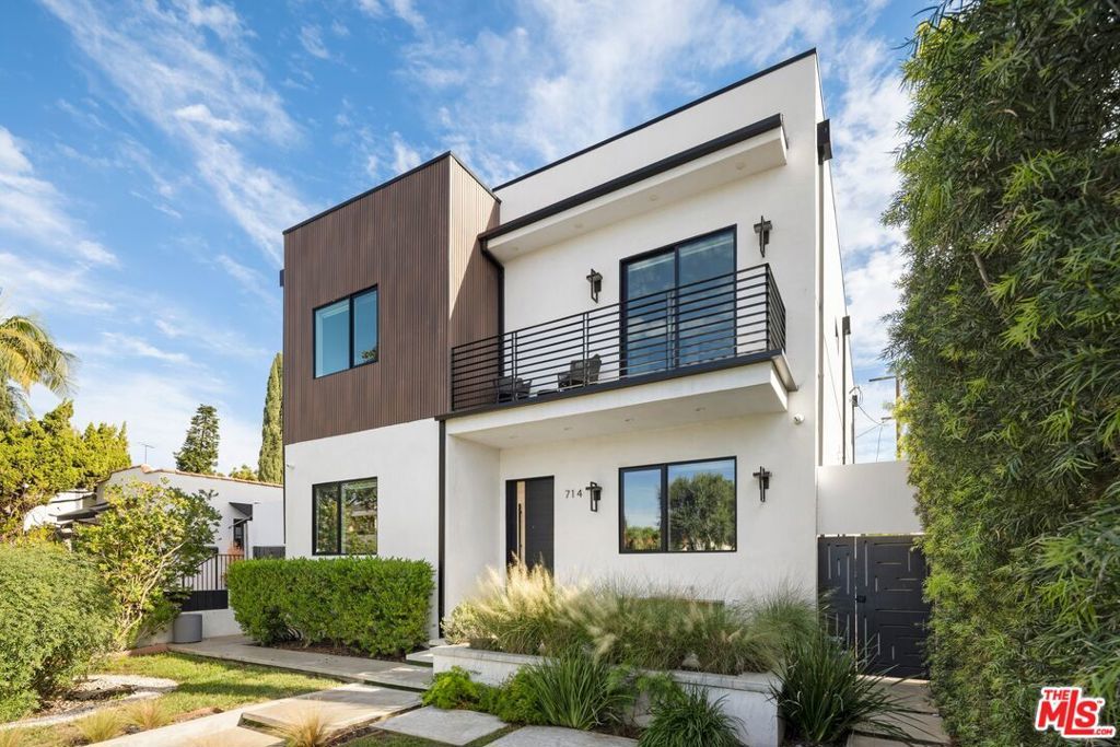 Photo of Listing #25618957