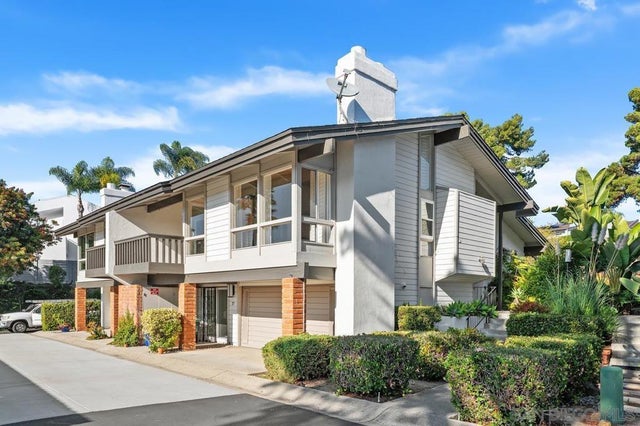 27 Greenview Drive, Carlsbad.