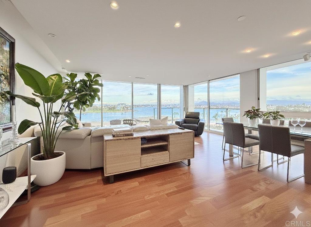 Photo of Listing #PTP2508606