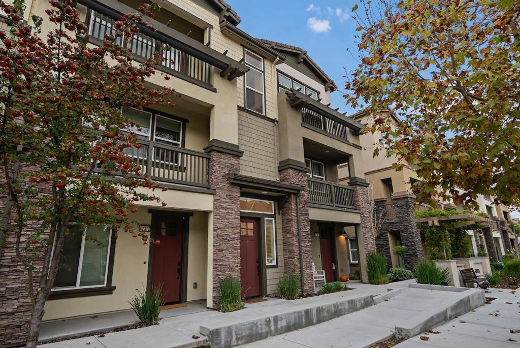 Photo of Listing #ML82027734