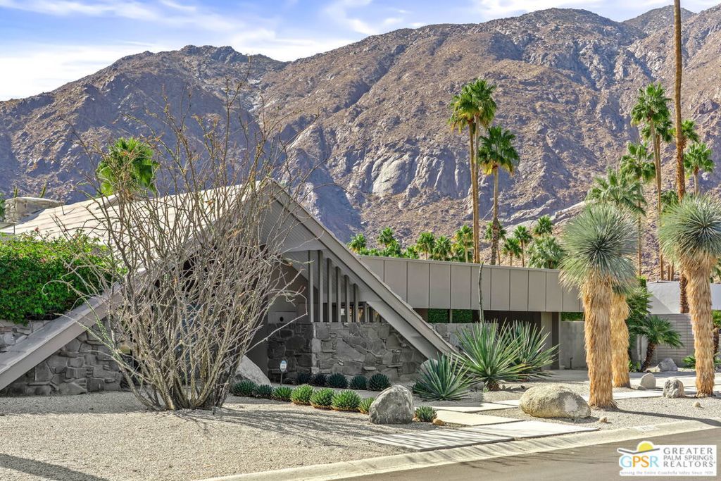 797 W Via Vadera, Palm Springs