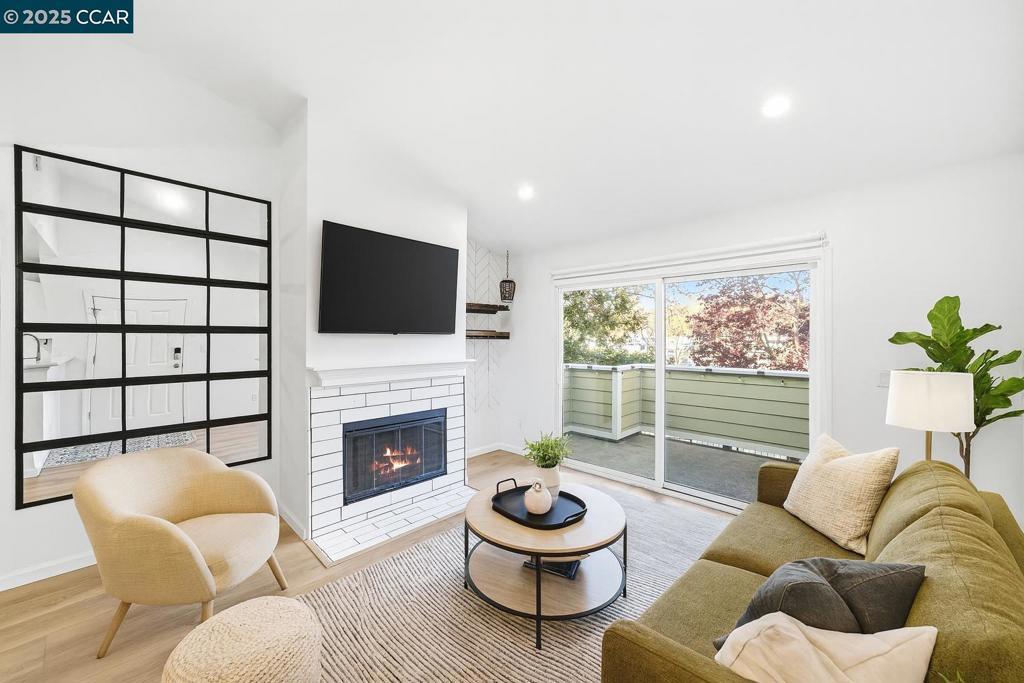 Photo of Listing #41117598