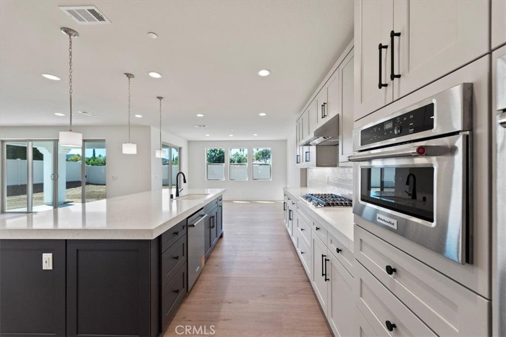 Photo of Listing #OC25261400