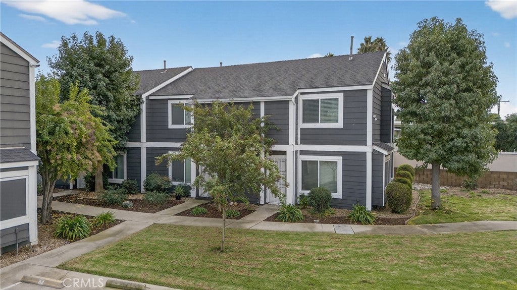 Photo of Listing #SB25261529