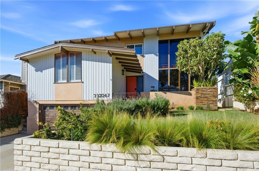 Photo of Listing #PW25247556