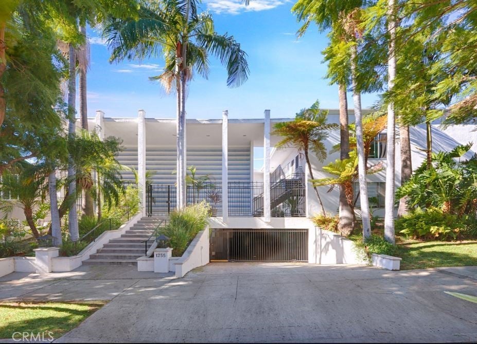 Photo of Listing #OC25261452