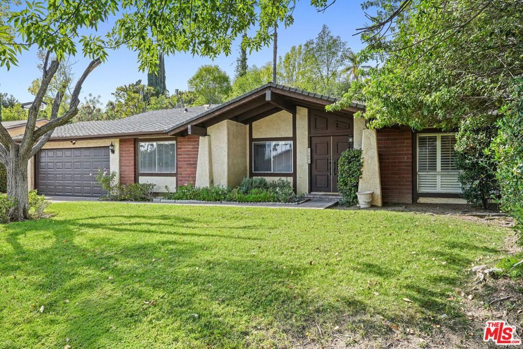 Photo of Listing #25619695