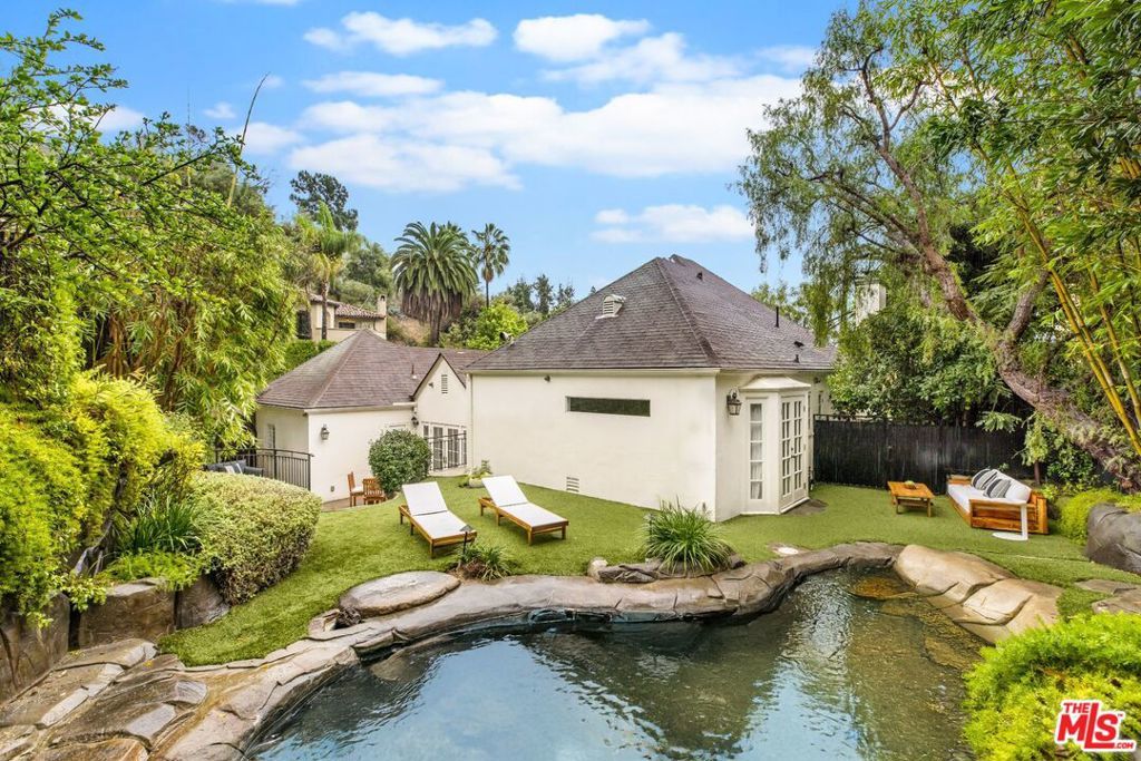 Photo of Listing #25619973