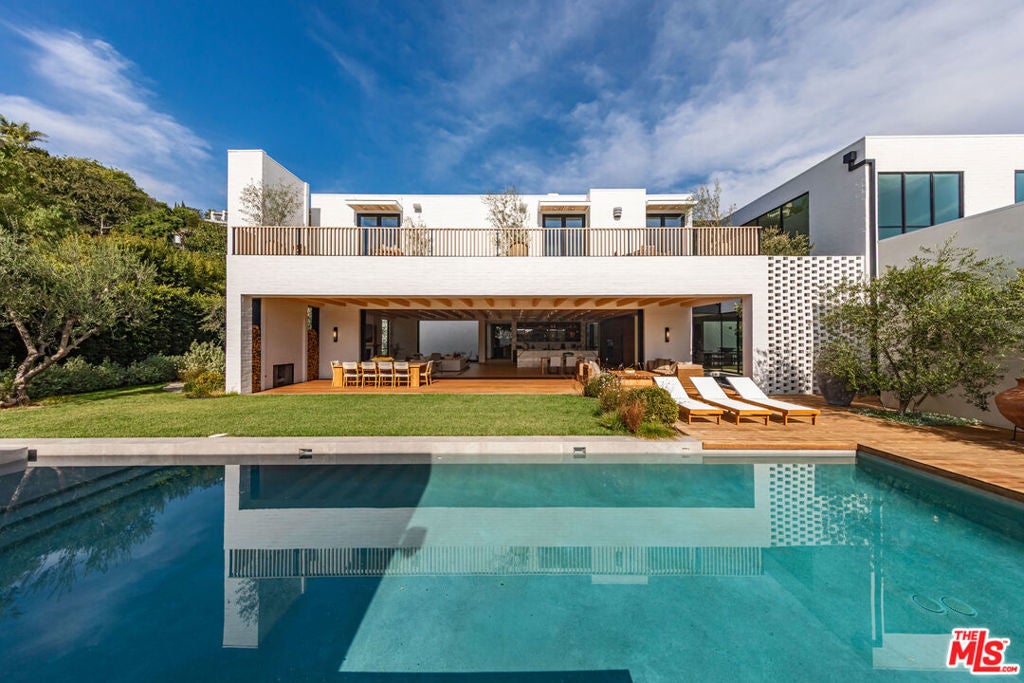 Photo of Listing #25619983