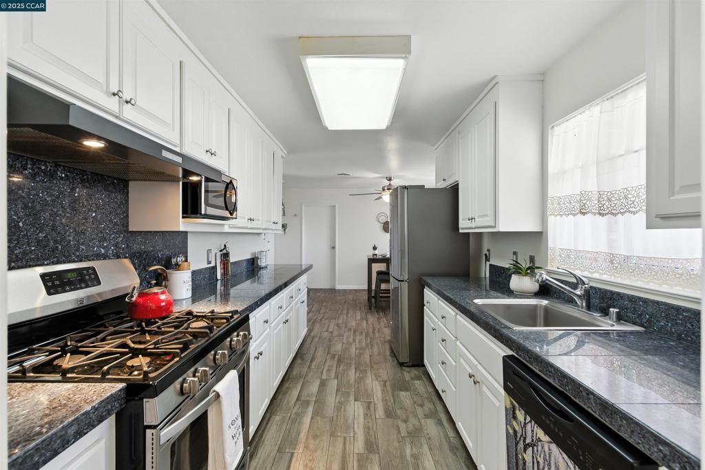 Photo of Listing #41117653