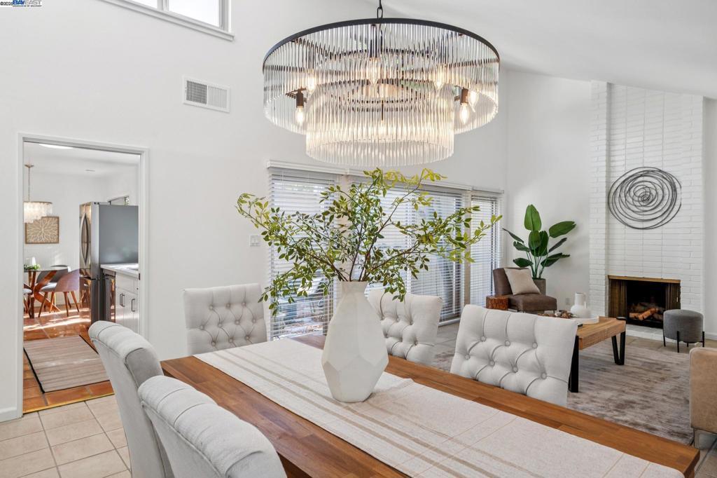 Photo of Listing #41117697