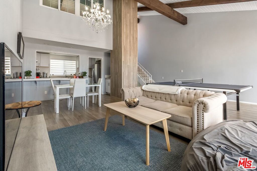 Photo of Listing #25620197