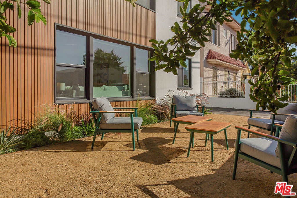 Photo of Listing #25620409