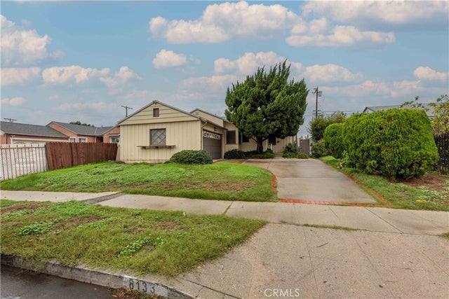 8133 Brimfield, Panorama City