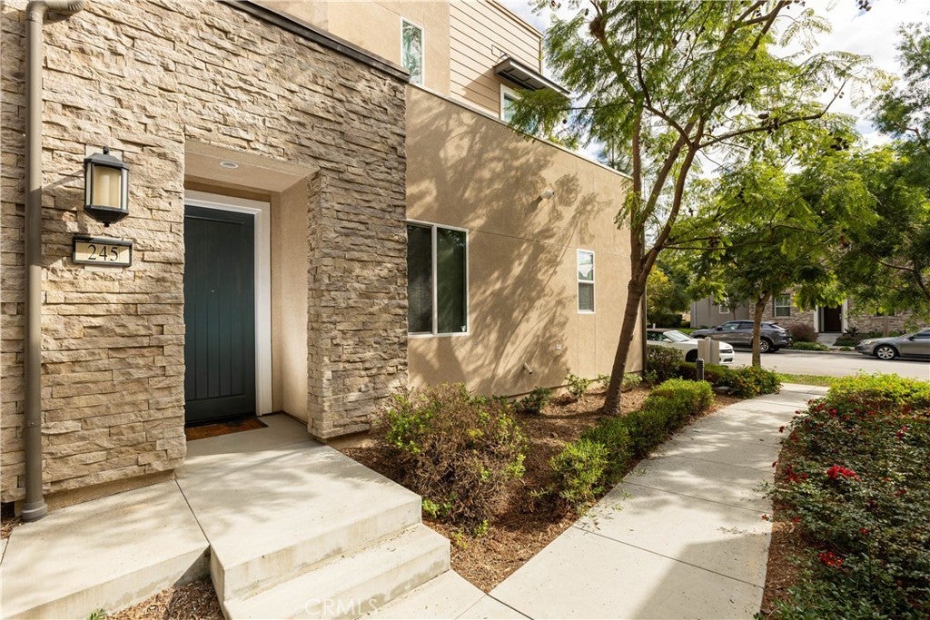 Photo of Listing #PW25261003