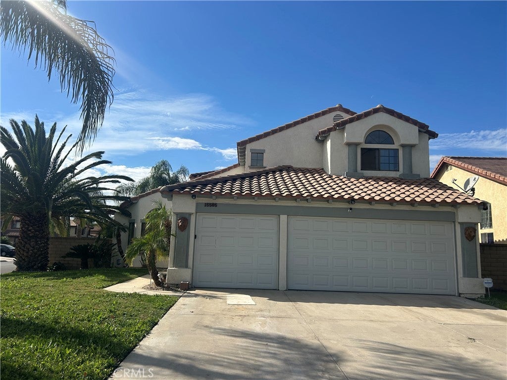 Photo of Listing #IV25262789