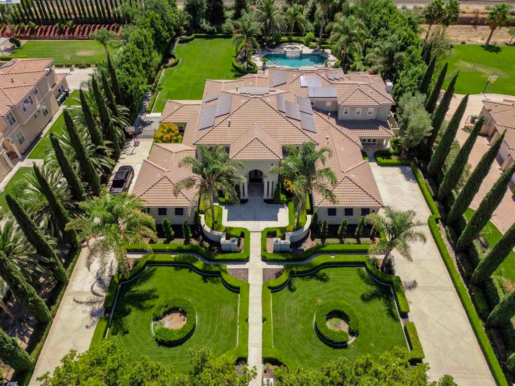 Photo of Listing #41117783