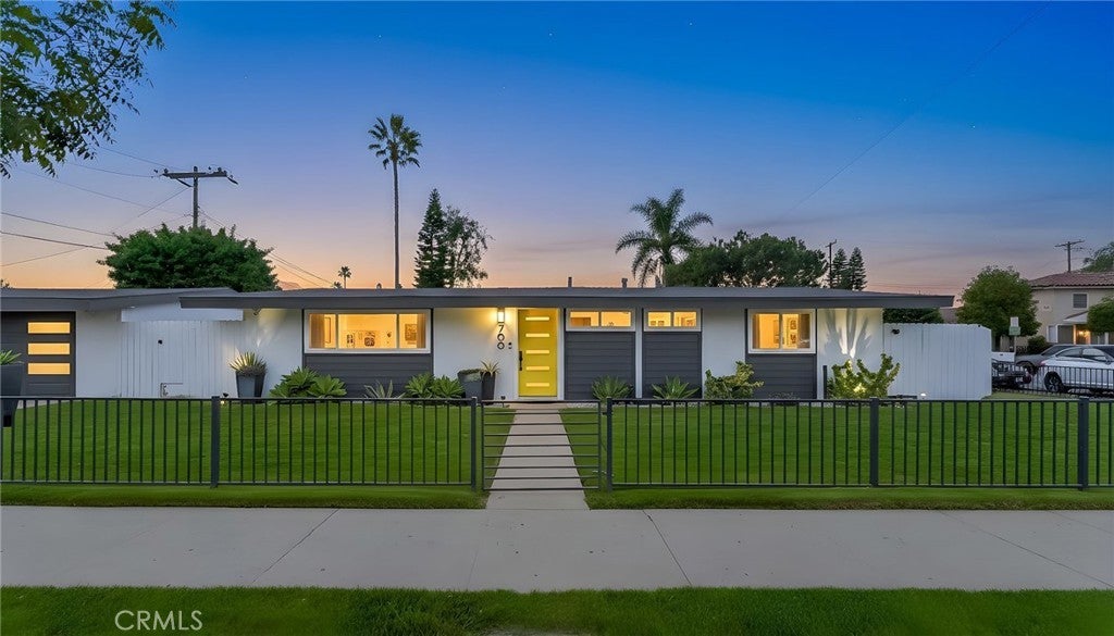 Photo of Listing #PW25261689