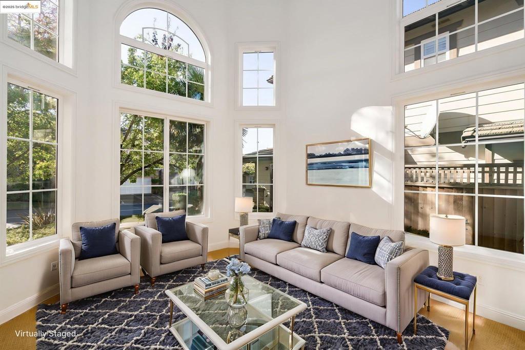 Photo of Listing #41117835