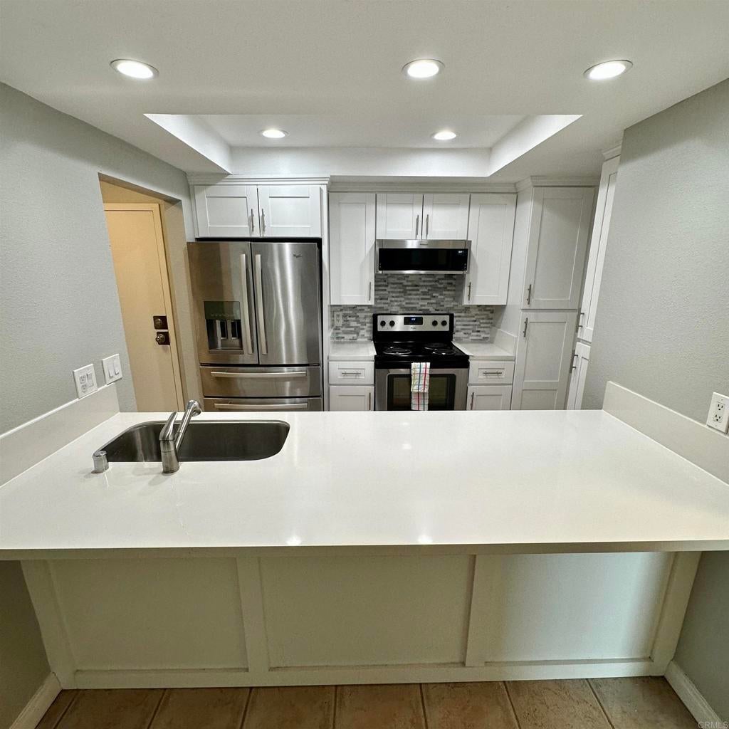 Photo of Listing #PTP2508674