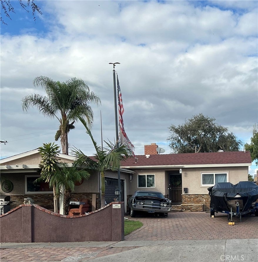 Photo of Listing #PW25263051