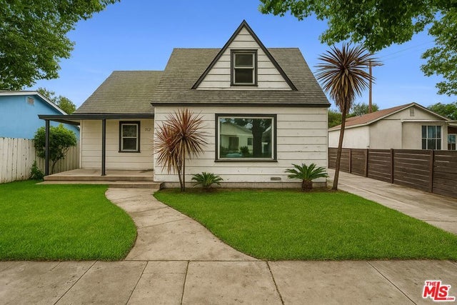 312 E Peace Street, Long Beach