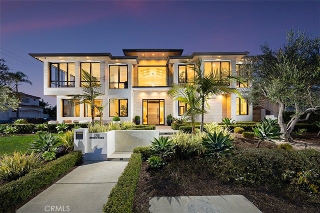 1210 Kings Rd, Newport Beach