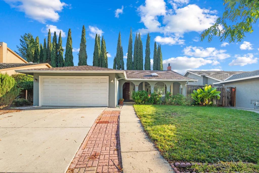 Photo of Listing #ML82027974