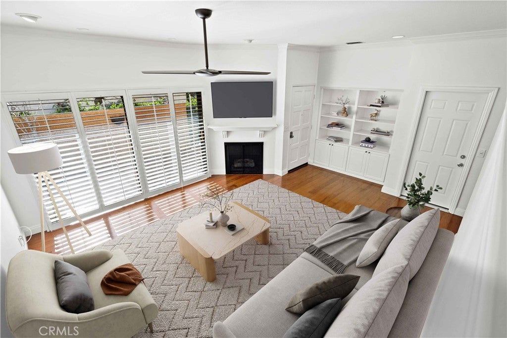 Photo of Listing #OC25263531