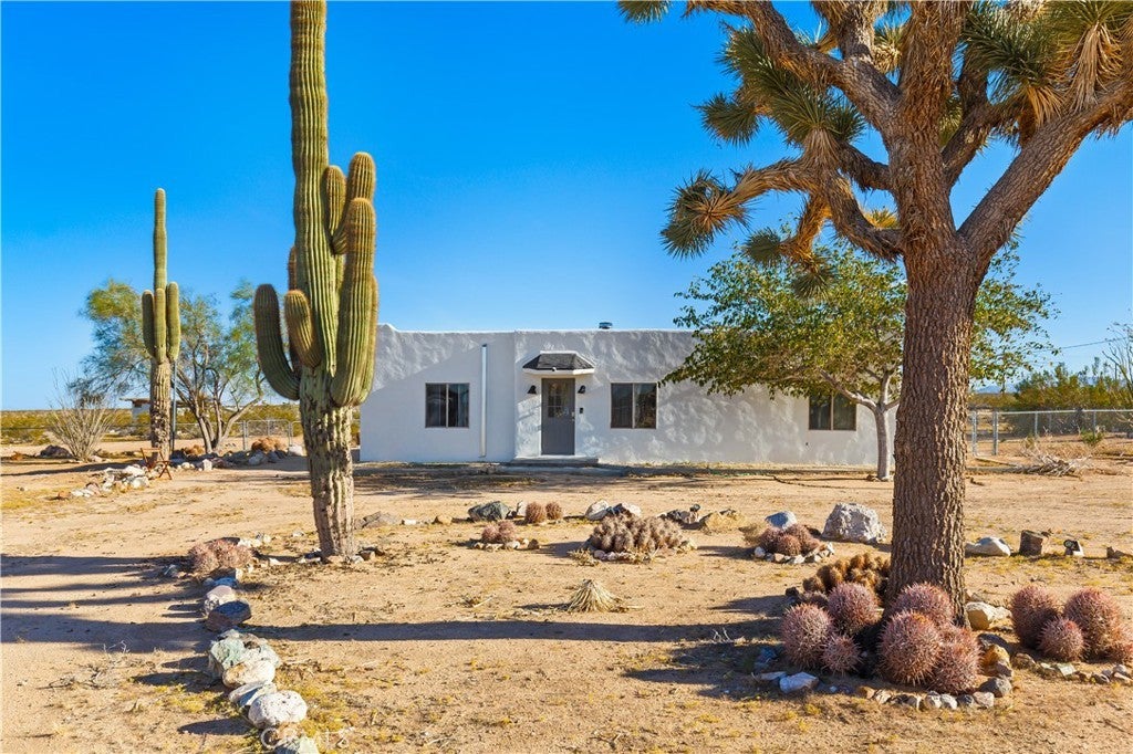 Photo of Listing #IV25262213