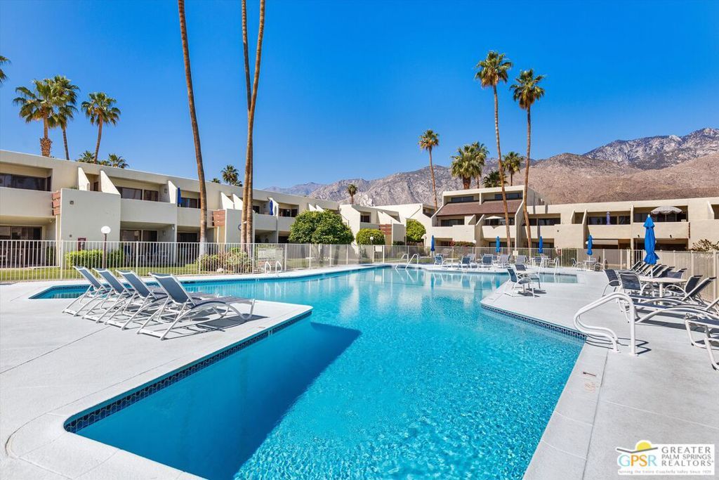 1655 E Palm Canyon Drive # 602, Palm Springs