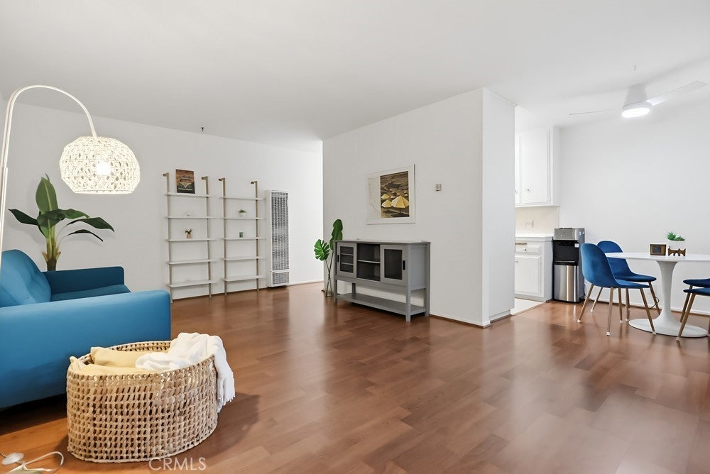 Photo of Listing #PW25258013